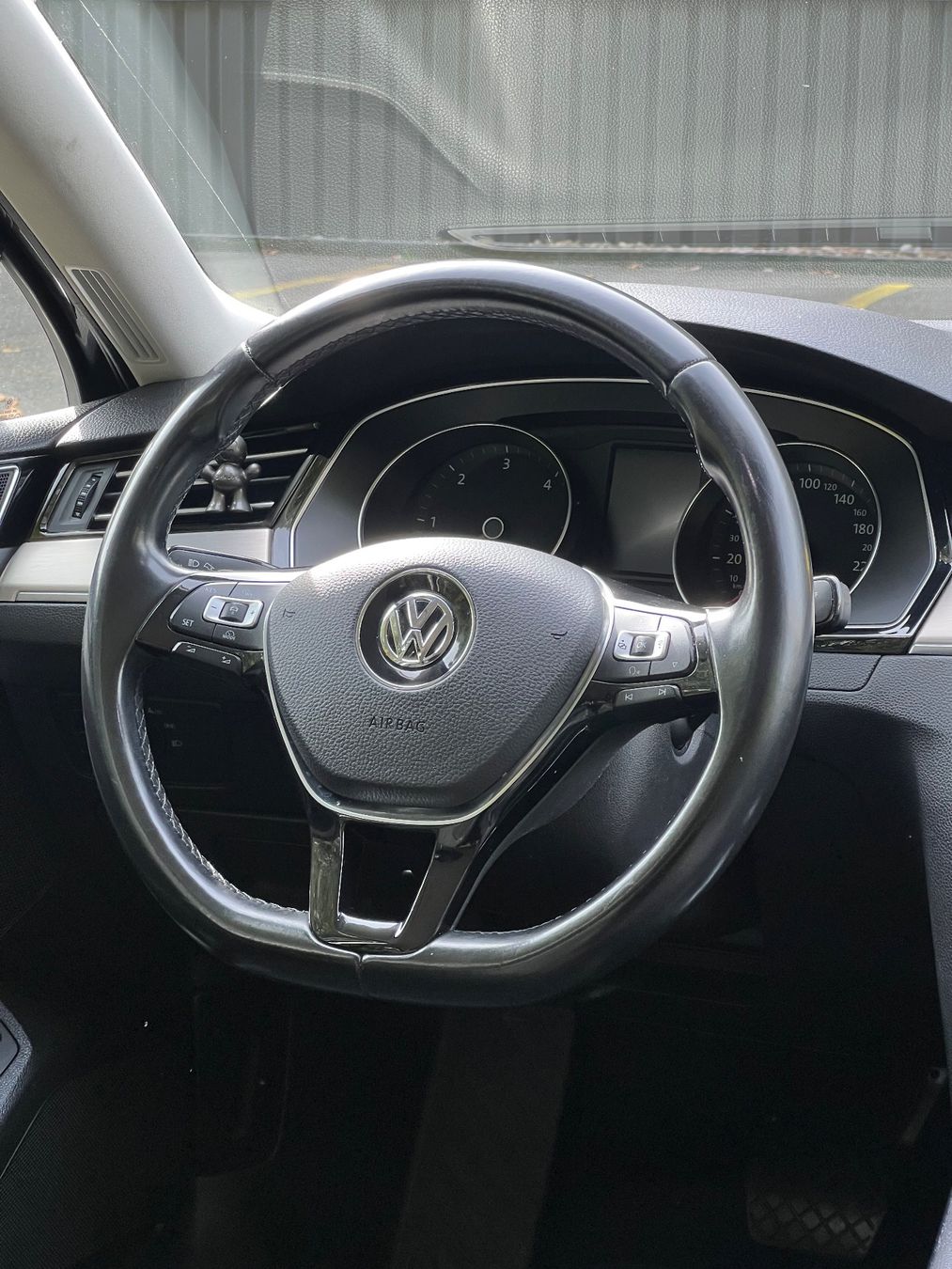 VW Automobili: FRISCH MFK VW PASSAT B8 2.0 TDI – Usato da Wohlen AG venduto da nin_q8z2 9