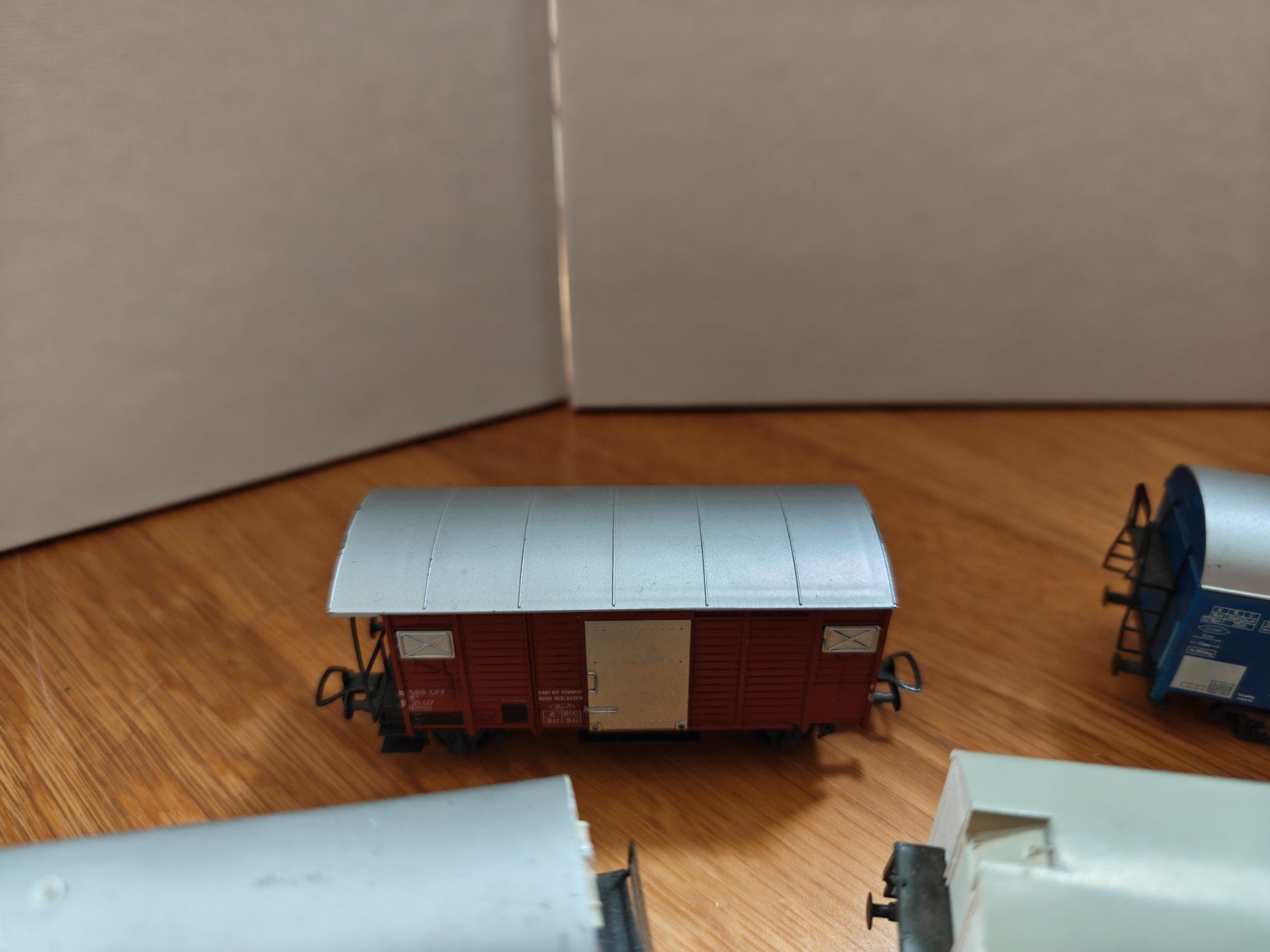 Märklin Modelleisenbahnen: 5 H0 Güterwagen, defekt – Gebraucht aus Bern von JGBahn 4