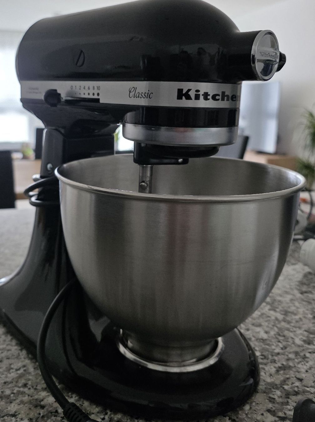 Kitchenaid Elettrodomestici da cucina: KitchenAid Classic Küchenmaschine schwarz gebraucht – Usato da Escholzmatt venduto da Christianschacher