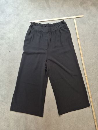 H&M Culotte Hose schwarz Grösse 44 guter Zustand