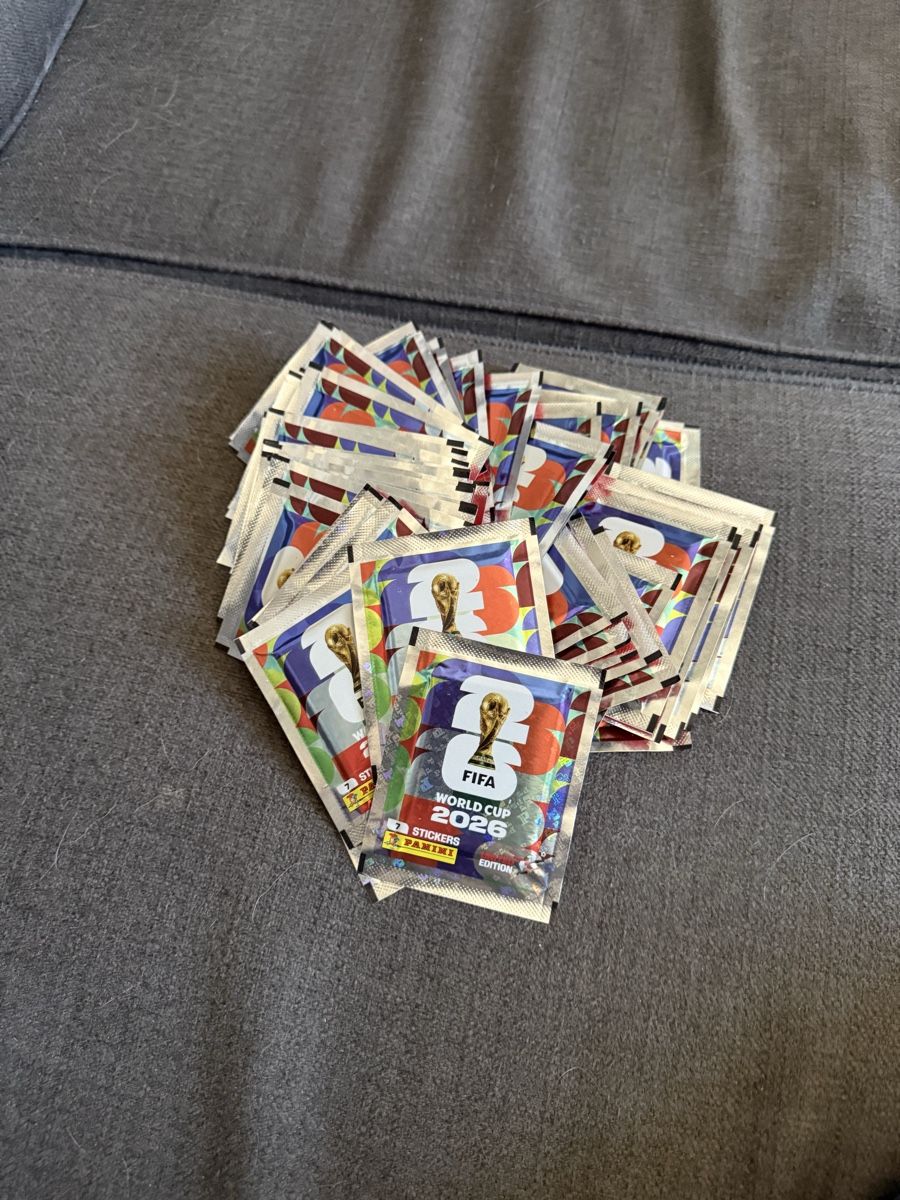 Panini Carte collezionabili: FIFA World Cup 2026 50 pacchetti Panini Limited Edit – Nuovo (secondo la descrizione) da Chiasso venduto da pri_yp8y 1