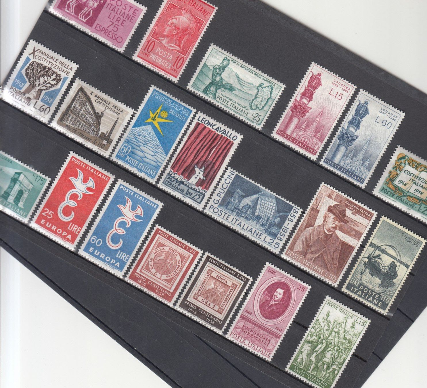 Tous les timbres: Italien 1958 * – D'occasion à Bürglen TG par StampGraf