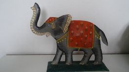 Dekofigur Elefant handbemalt