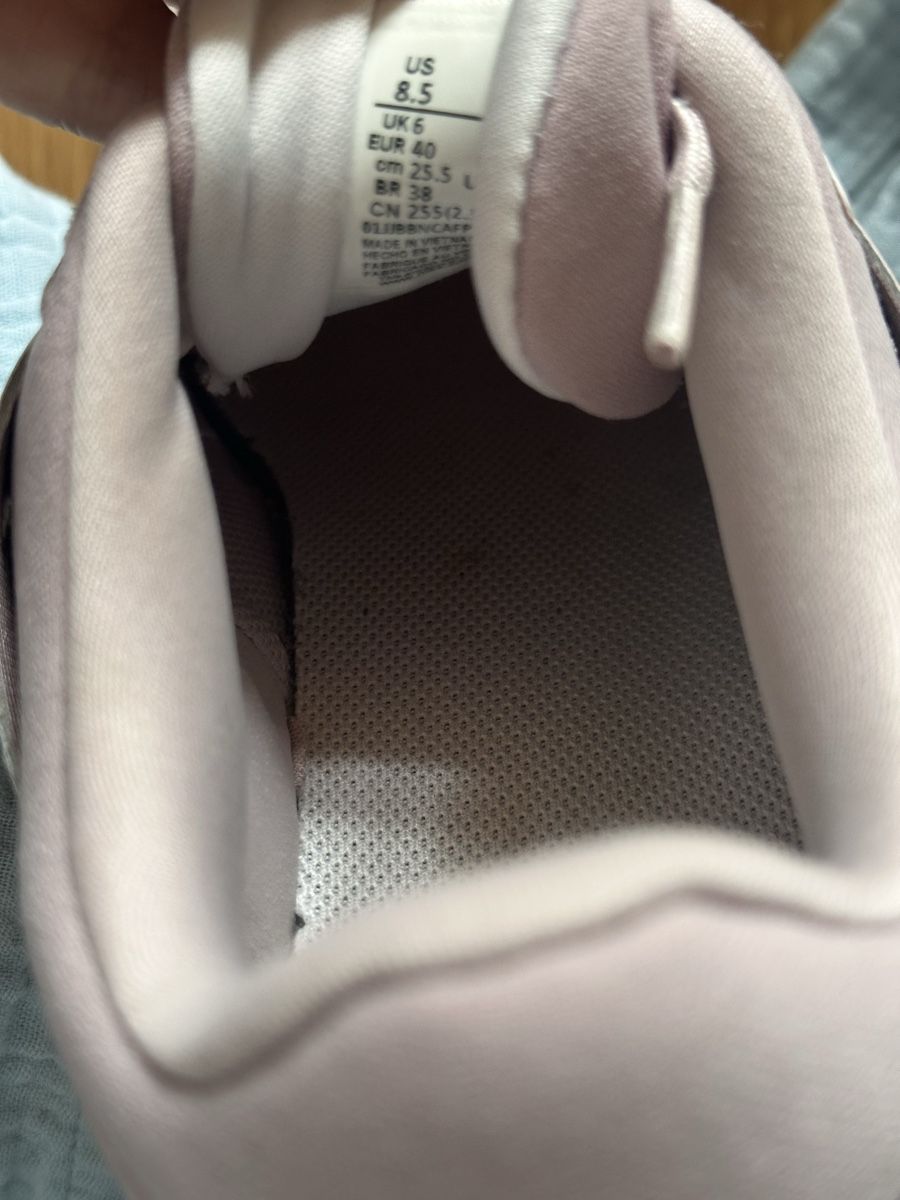 Nike Scarpe da donna: Nike Airmax Gr. 40 rosa Sneaker – Usato da Münsingen venduto da Secondhand89 5