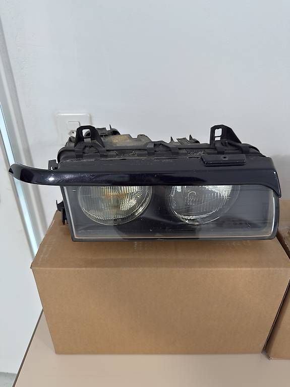 Phares: BMW E36 Scheinwerfer original  – D'occasion à Buchs AG par lor_9dhh 2