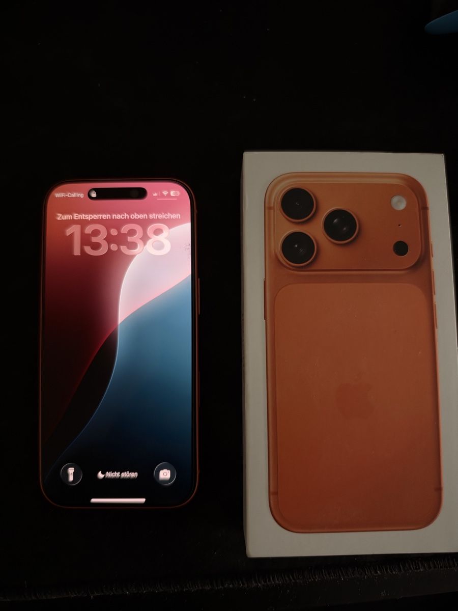 Apple Telefoni cellulari / Smartphones: Iphone 17 Pro 256 GB - Cosmic Orange – Nuovo (secondo la descrizione) da Basel venduto da Luca8887 1