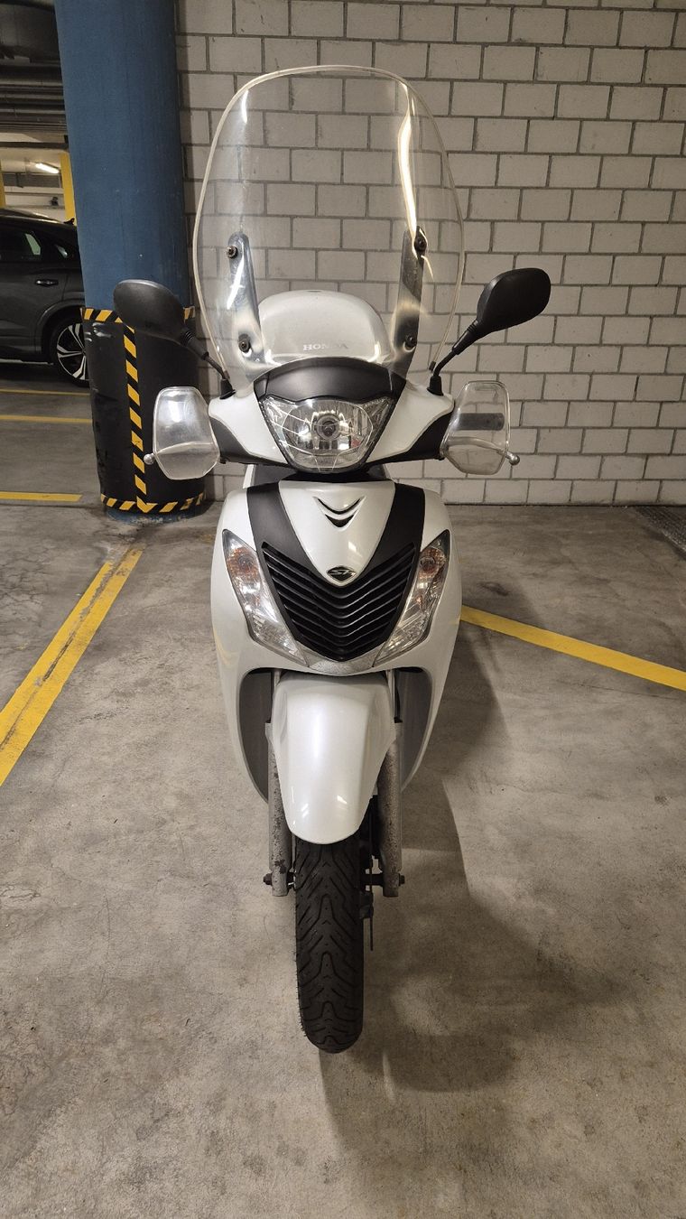 Honda Scooter: Scooter Honda SH 125 – Usato da Agra venduto da edika00 2