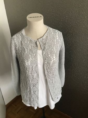 Hàkel/Strickjacke Handarbeit Grösse 38/40