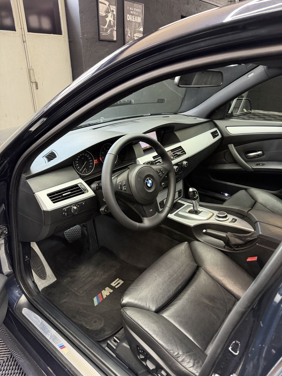 BMW Automobili: BMW 525i E60 LCI M-Paket – Usato da Bronschhofen venduto da SezoCarsector 1
