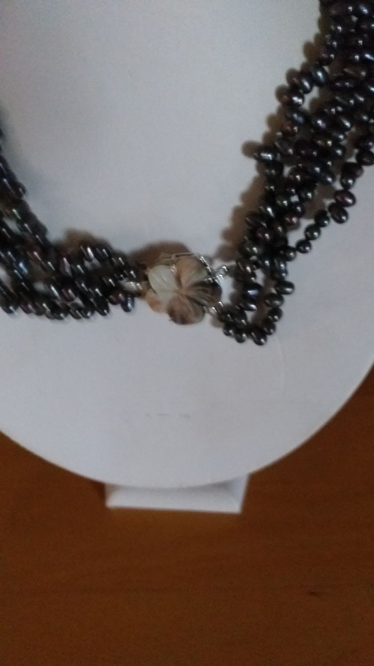 Catenine: Perlenkette – Usato da Wünnewil venduto da 04Blume 1