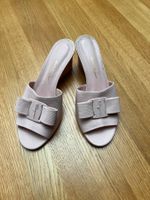 Rosa Ferragamo Sandalen mit Schleife Top Zustand