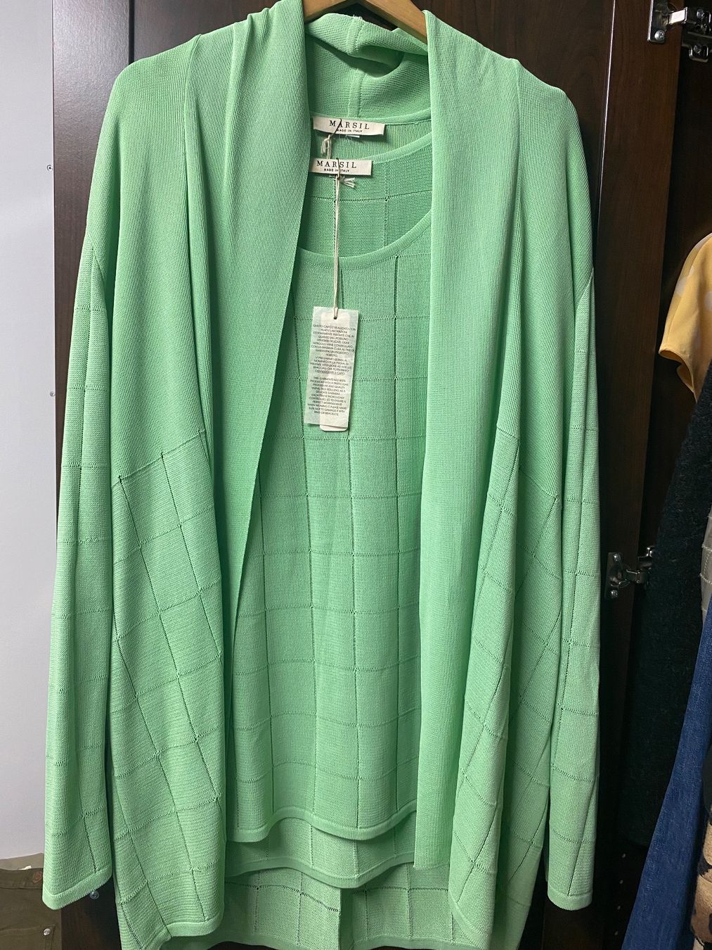 Giacche: Twinset Grosse 44/46 – Nuovo e nell'imballaggio originale da Eggersriet venduto da VintageCouture86