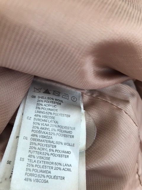 H&M Cappotti: H&M Mantel Oversize mit Gürtel (38) – Usato da Zürich venduto da lanouvelle 2