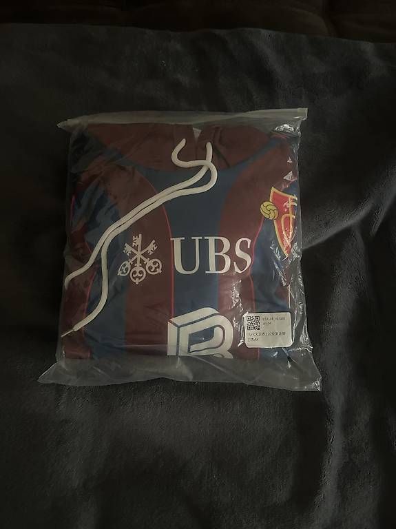 Maglioni & Felpe: FC Basel 2025/26 Hoodie Size M – Usato da Effretikon venduto da PrimeTimeB 2