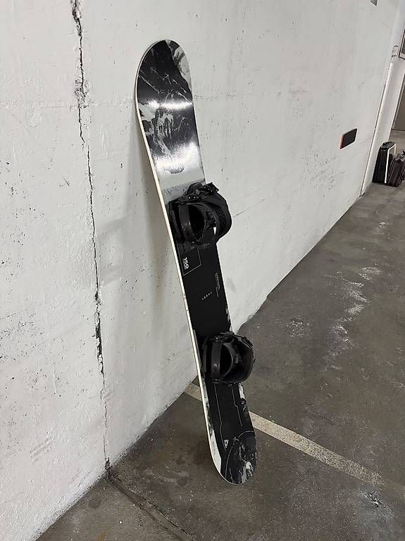 Boards: Snowboard – D'occasion à Volketswil par royal17 1