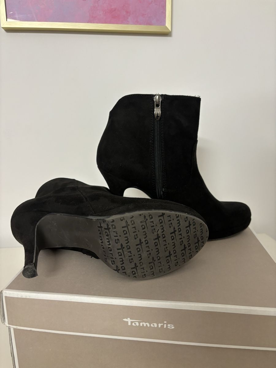 Tamaris Scarpe da donna: Tamaris Stiefeletten – Usato da Salenstein venduto da Silly...0 1