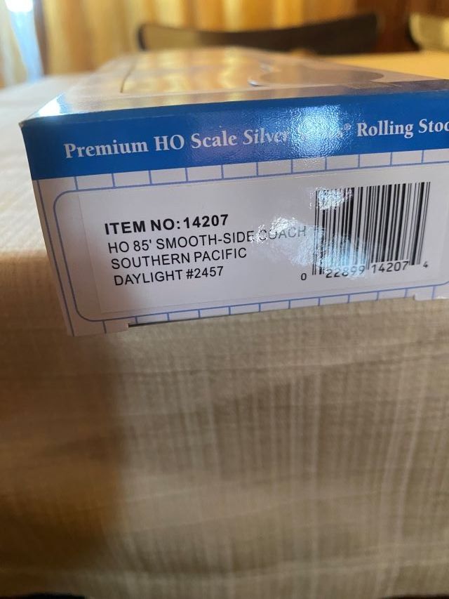 Modellini di ferrovie: H0 Bachmann 85`Smooth-Side Coach Southern Pacific Daylight. – Nuovo (secondo la descrizione) da Diessenhofen venduto da Albin00 2