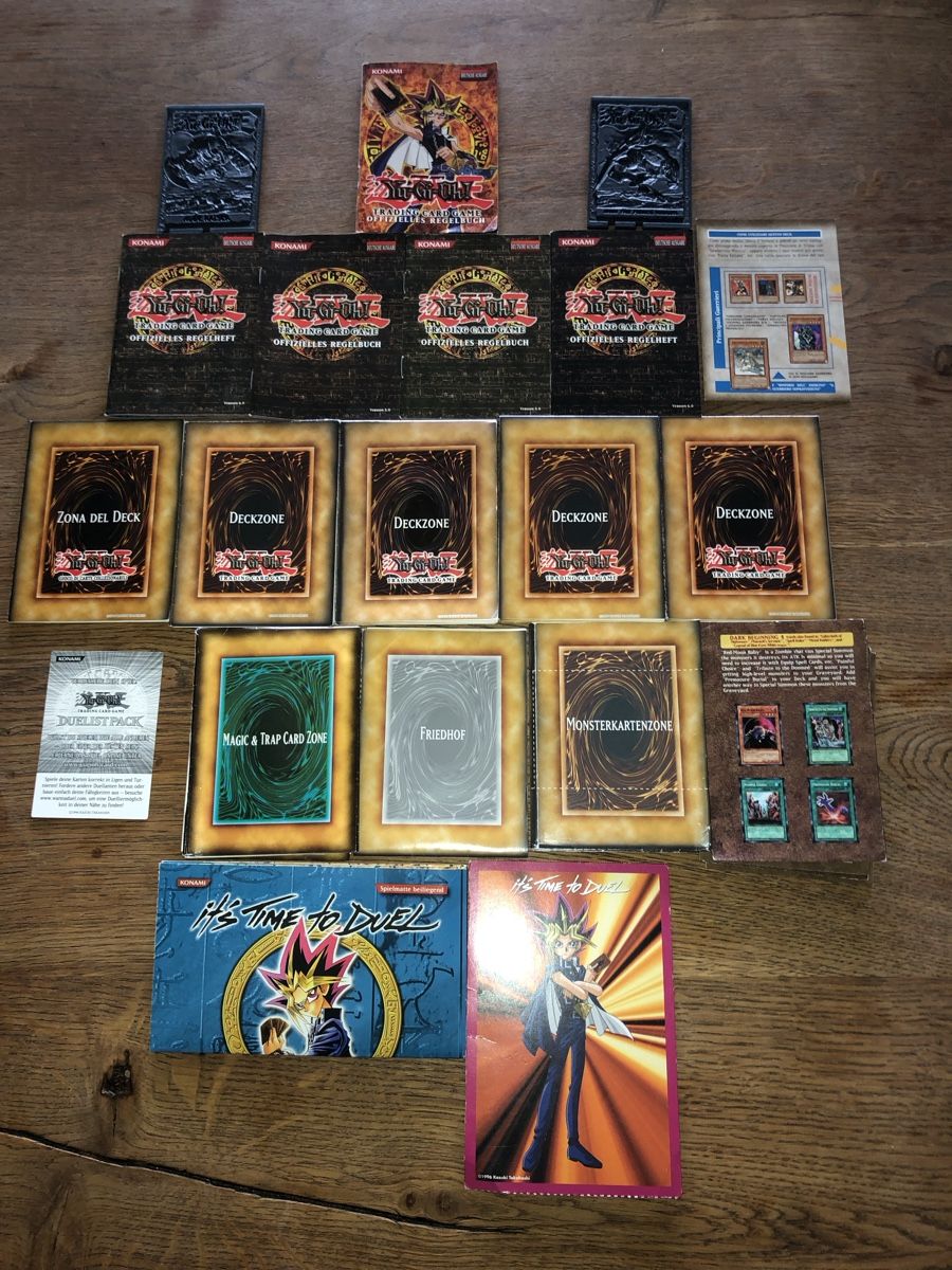 Yugioh Carte collezionabili: Yu-Gi-Oh Vintage Deckzone + Regelbuch – Usato da Maschwanden venduto da Brunoboy1994