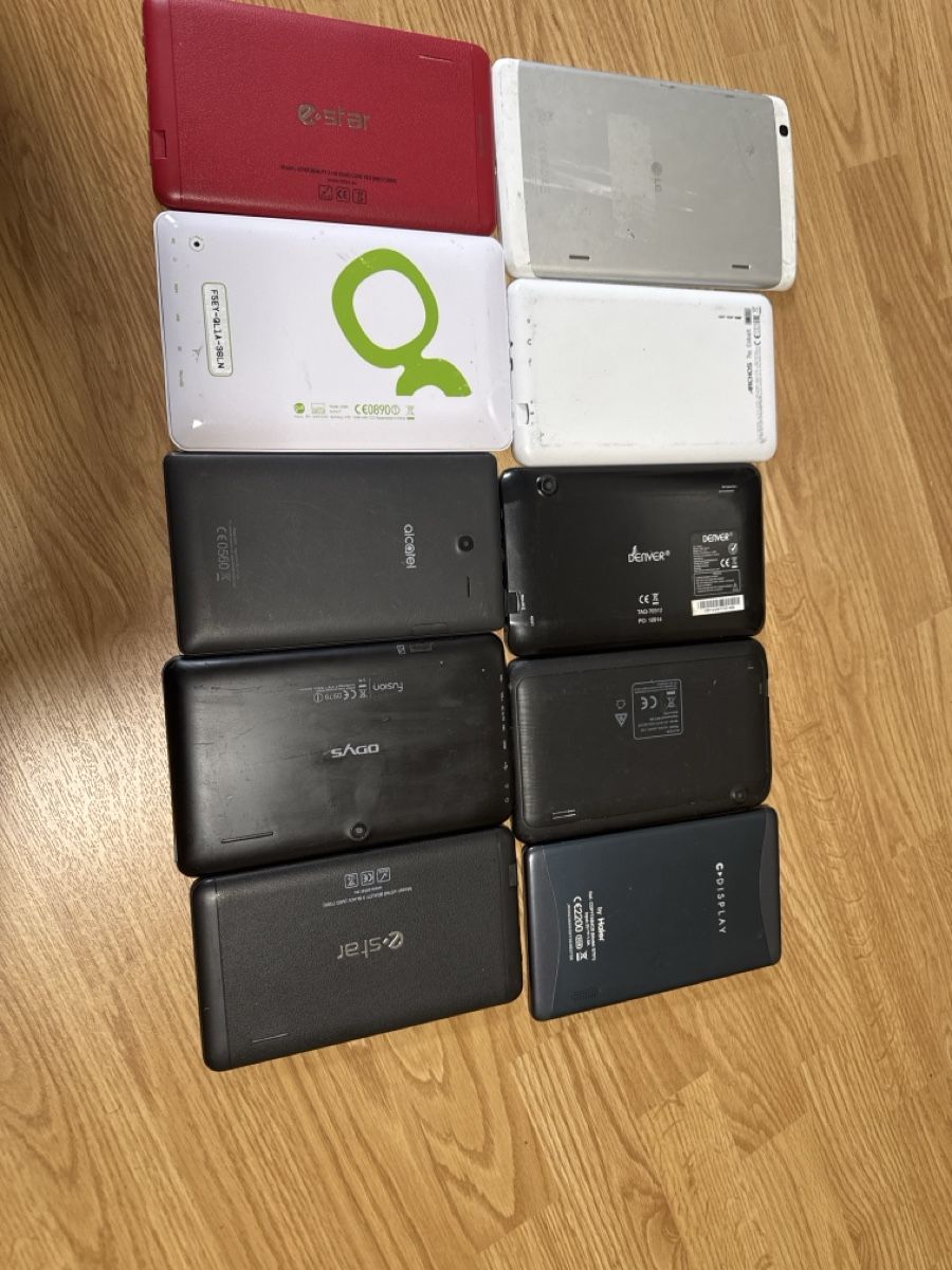 Tablet PC: 10 Tablet Mix different sizes   – Difettoso da Riehen venduto da Top-Quality 3