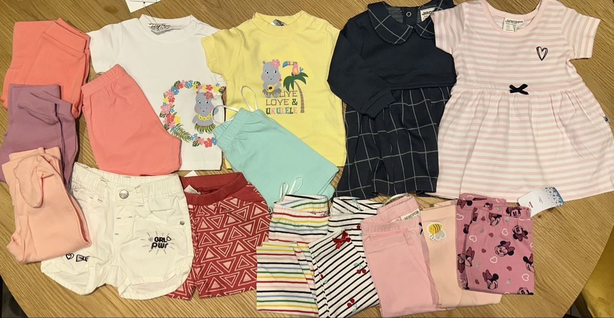 Lotti & Set di vestiti: Babykleider Mädchen 62 – Nuovo (secondo la descrizione) da Spiez venduto da Brnas 2