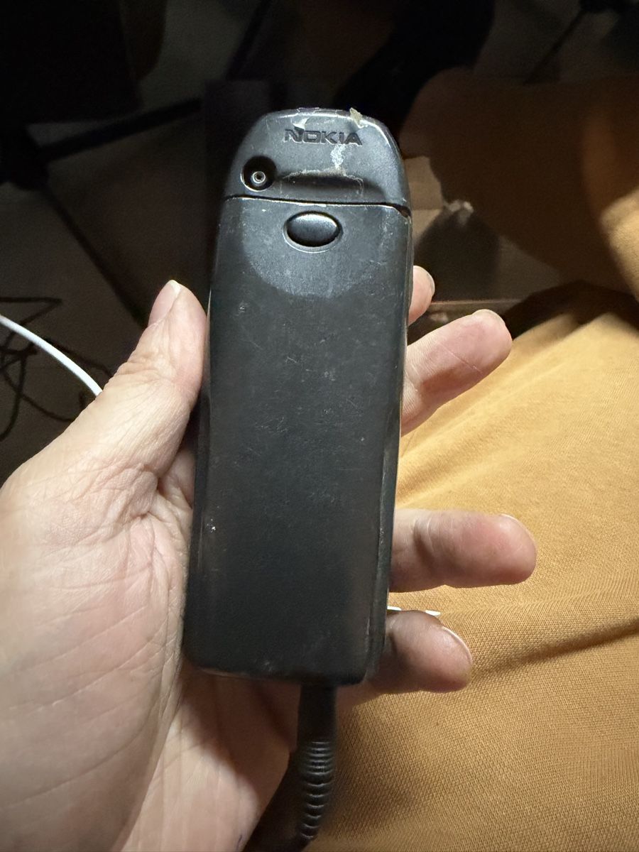 Nokia Telefoni cellulari / Smartphones: Nokia 6210 mit Ersatzakku – Usato da Wettingen venduto da NickInc 3