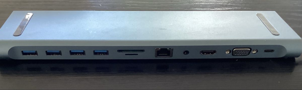 Dockingstation: USB-C Dockingstation Silber mit vielen Anschlüssen – Gebraucht aus Münchenbuchsee von Brunopatrick 1