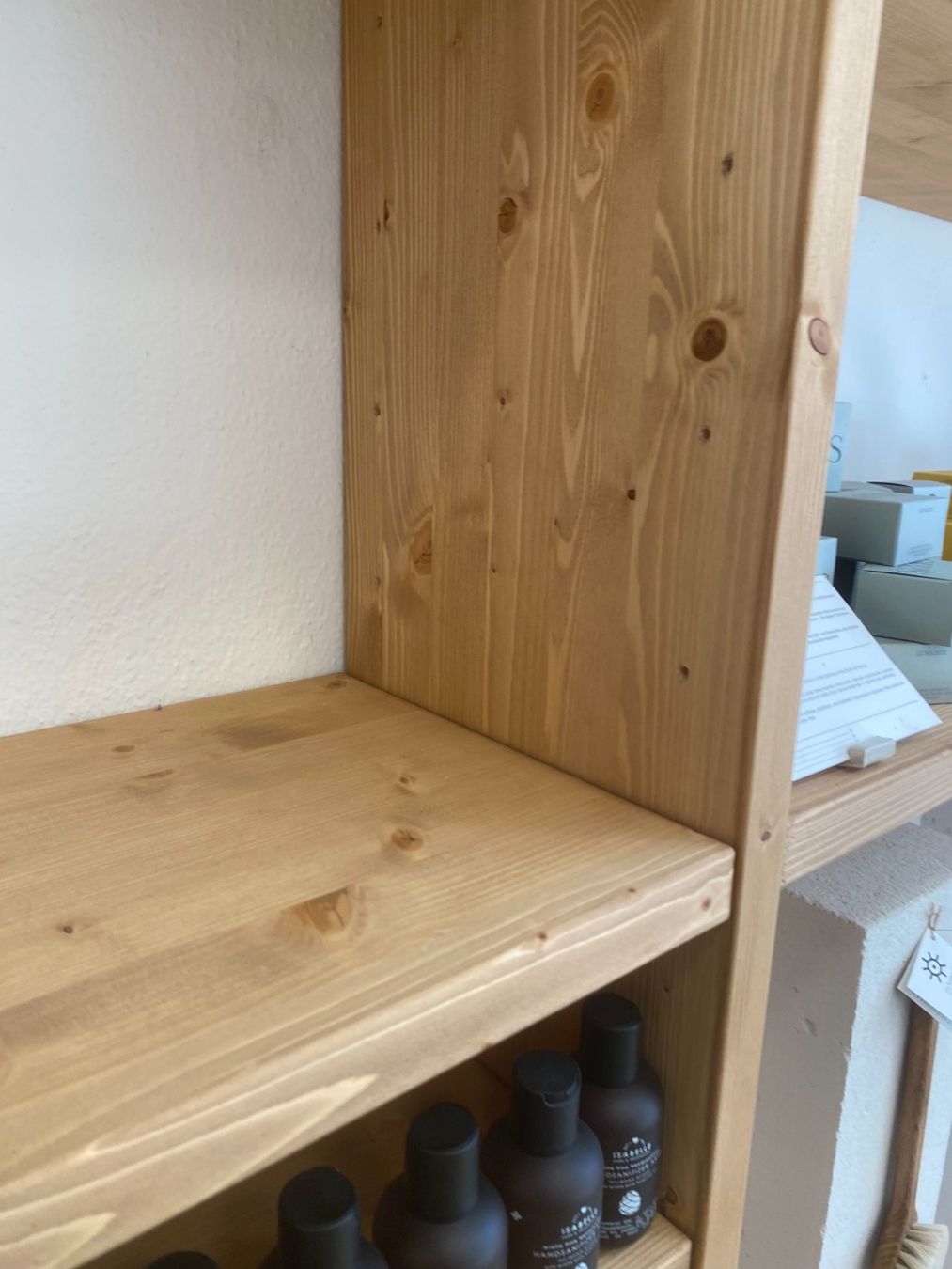 Scaffali: Wunderschönes Holzregal – Usato da Wagenhausen venduto da TeeD 2