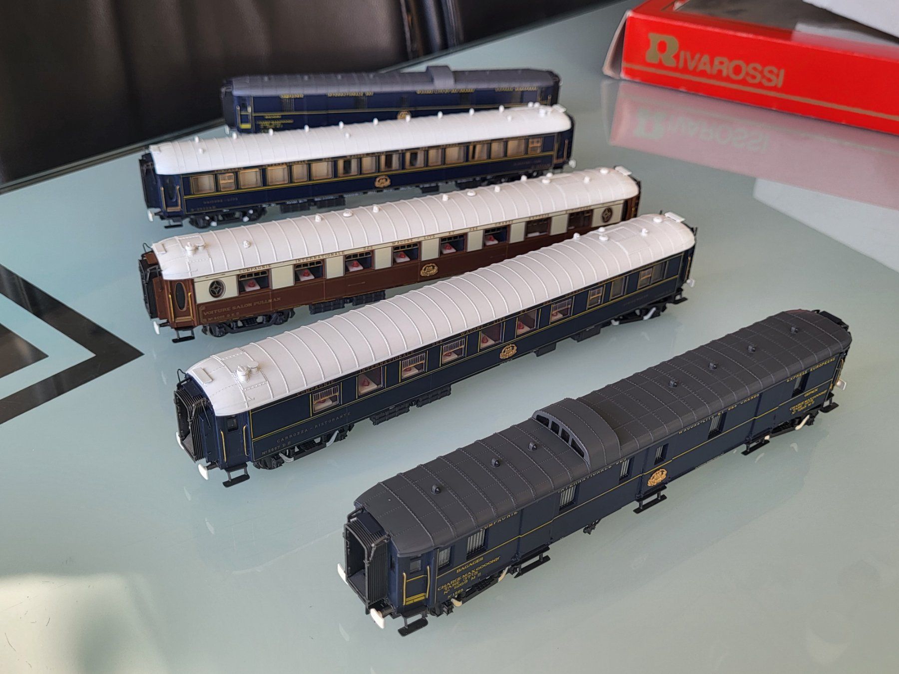 Rivarossi Modellini di ferrovie: H0 Rivarossi 5 Wagen Set CIWL Orient Express – Usato da Oberburg venduto da sensetal 5
