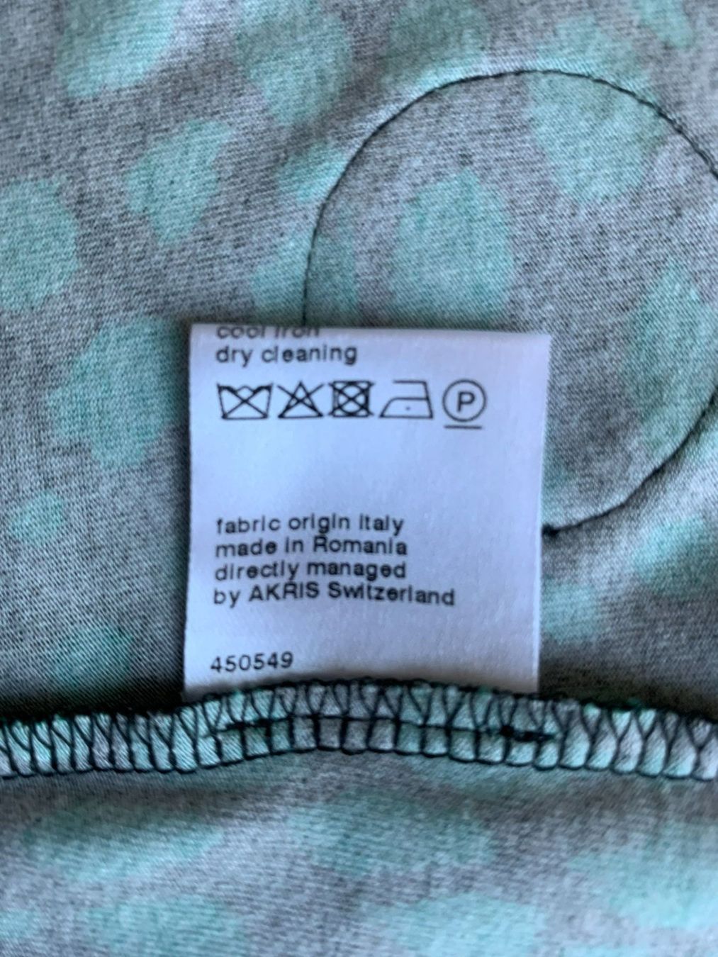 Akris Maglioni & Felpe: AKRIS: Neuer extravaganter Pullover, 36, NP 440.- – Nuovo (secondo la descrizione) da Luzern venduto da designluzern 9