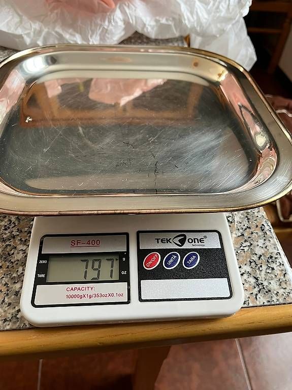 Plateaux: Plat en AG 800% – D'occasion à Genève par mat_zrw2