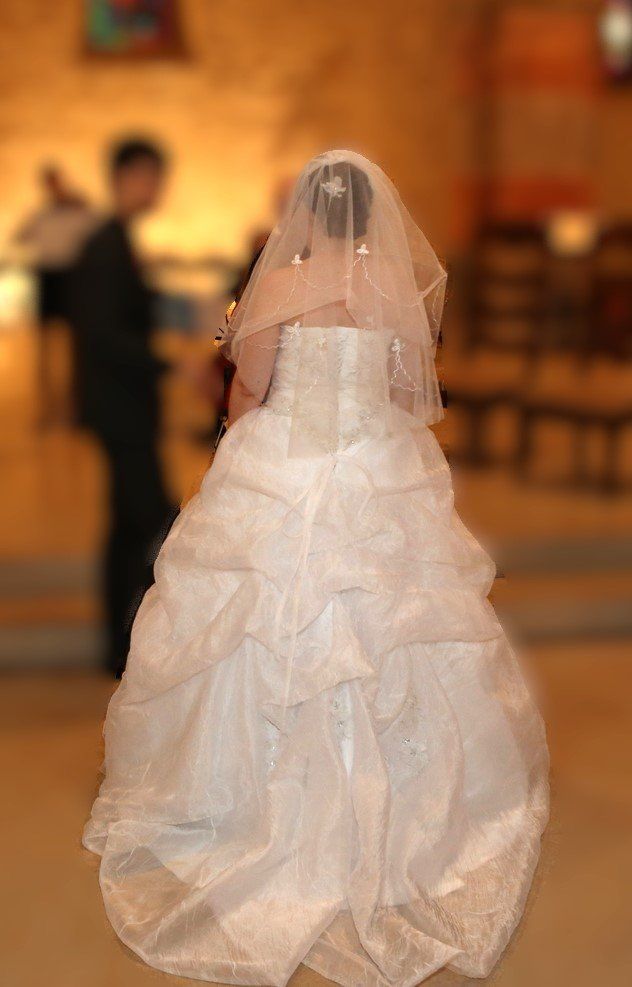 Kleider: Robe de mariée blanc neige princesse taille env. 42 – Gebraucht aus Corcelles NE von Etouna 3