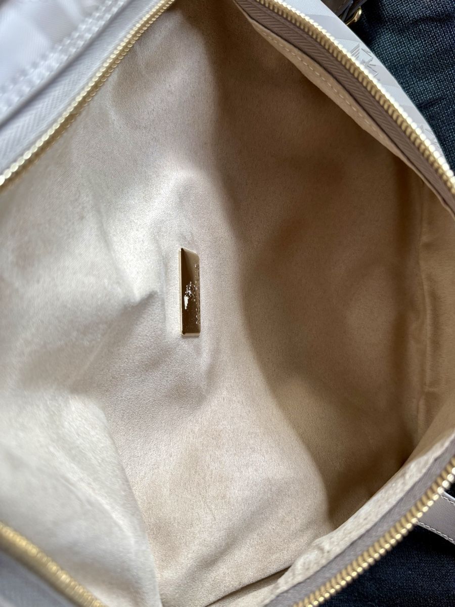 Maison Mollerus Taschen für Damen: Mollerus Gürteltasche taupe grau – Neu (gemäss Beschreibung) aus Jegenstorf von gipsetti 3
