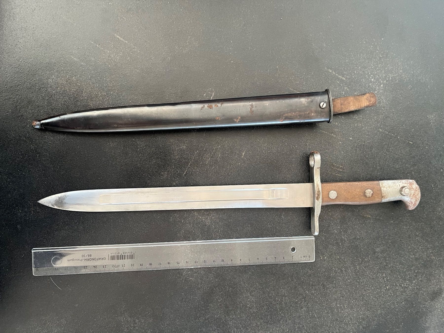 Schweizer Armee Stichwaffen: Schweizer Bajonett – Gebraucht aus Mägenwil von chs_px8x 1
