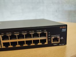 Switch réseau Aruba 2540 JL355A occasion bon état