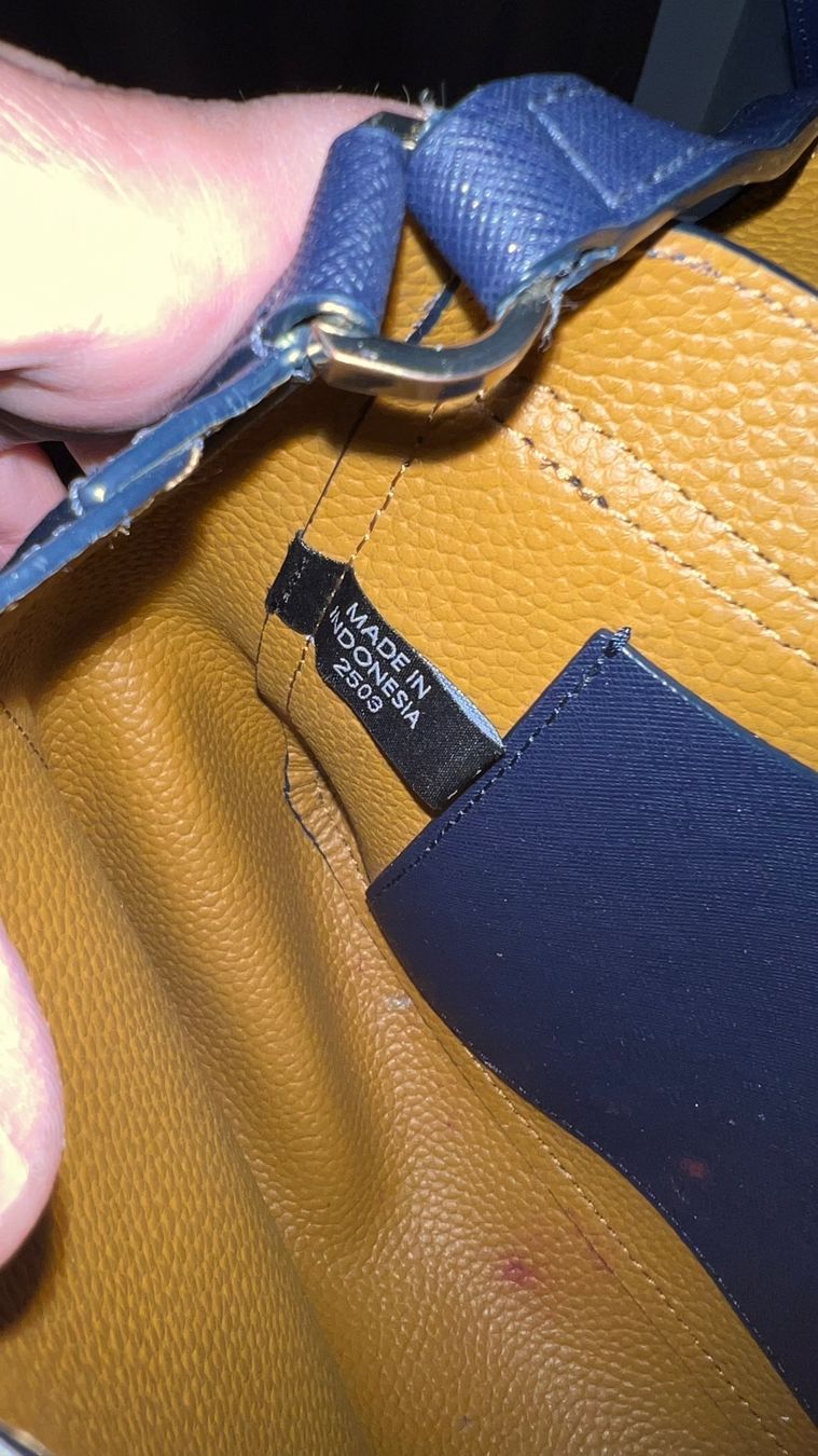 DKNY Borse da donna: • DKNY Umhängetasche • – Usato da Basel venduto da mendoza13 4
