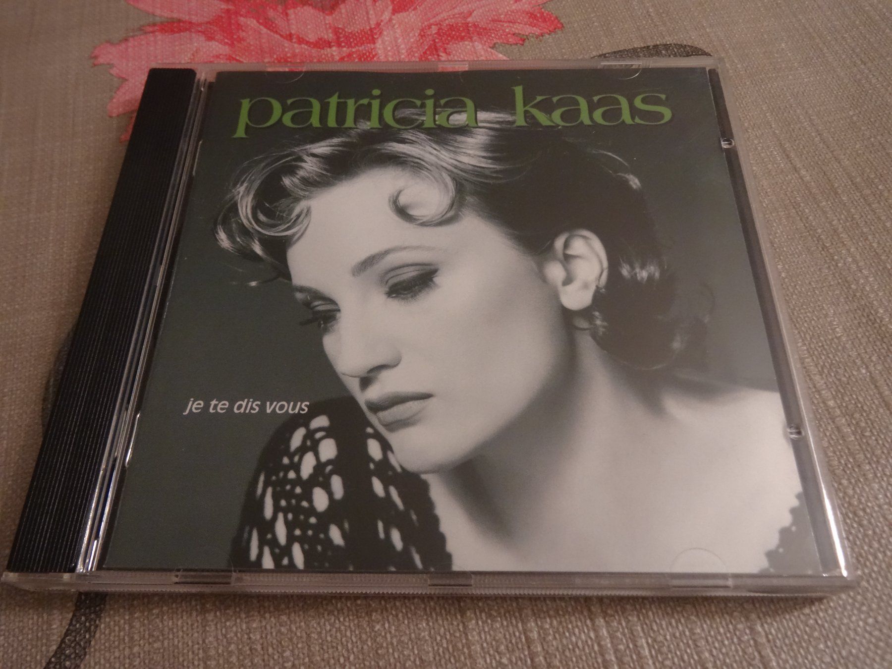 CD: Patricia Kaas - Je te dis vous - CD – Usato da Olten venduto da Disc-Ausverkauf