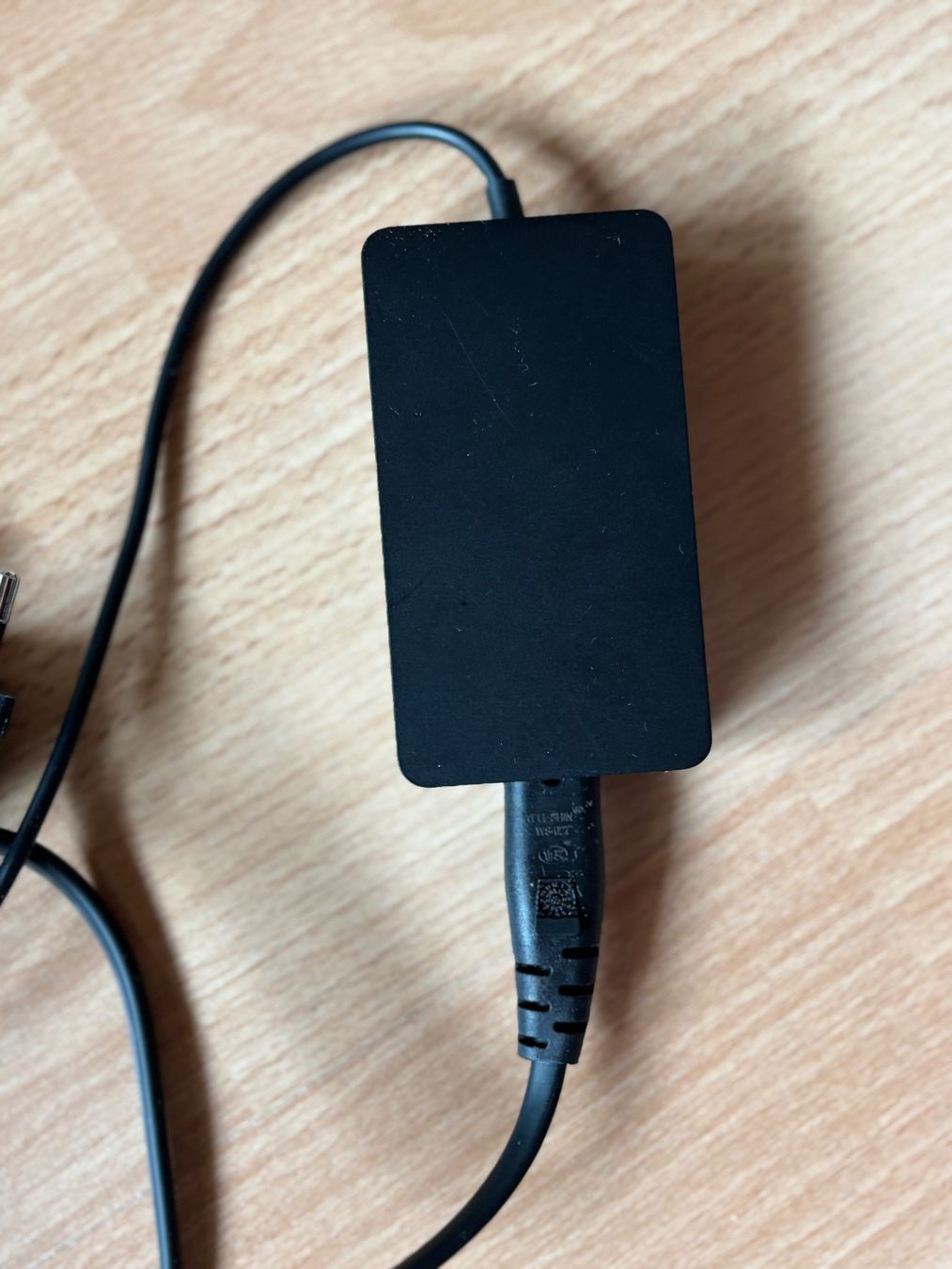 Microsoft Ladegerät: Ladekabel Laptop Microsoft Surface 11 – Neu (gemäss Beschreibung) aus Bächli-Hemberg von bertina1 2