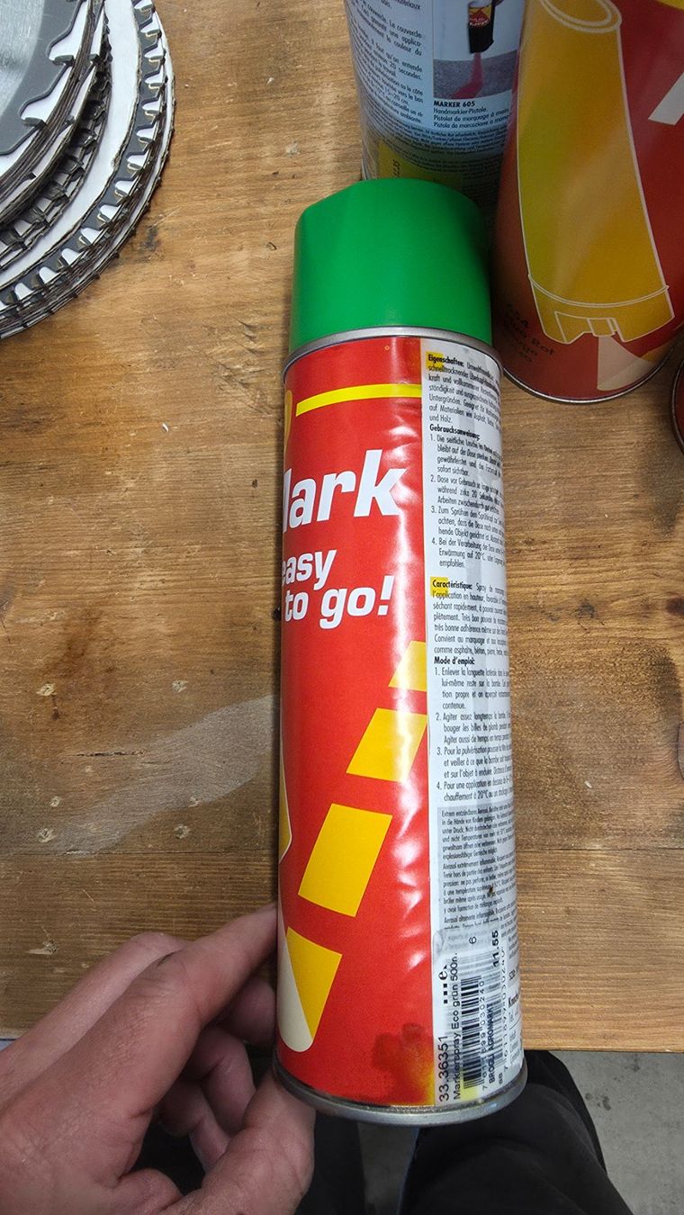 Farben: Boden Markierspray grün – Neu (gemäss Beschreibung) aus Schönengrund von nae_8cty 1