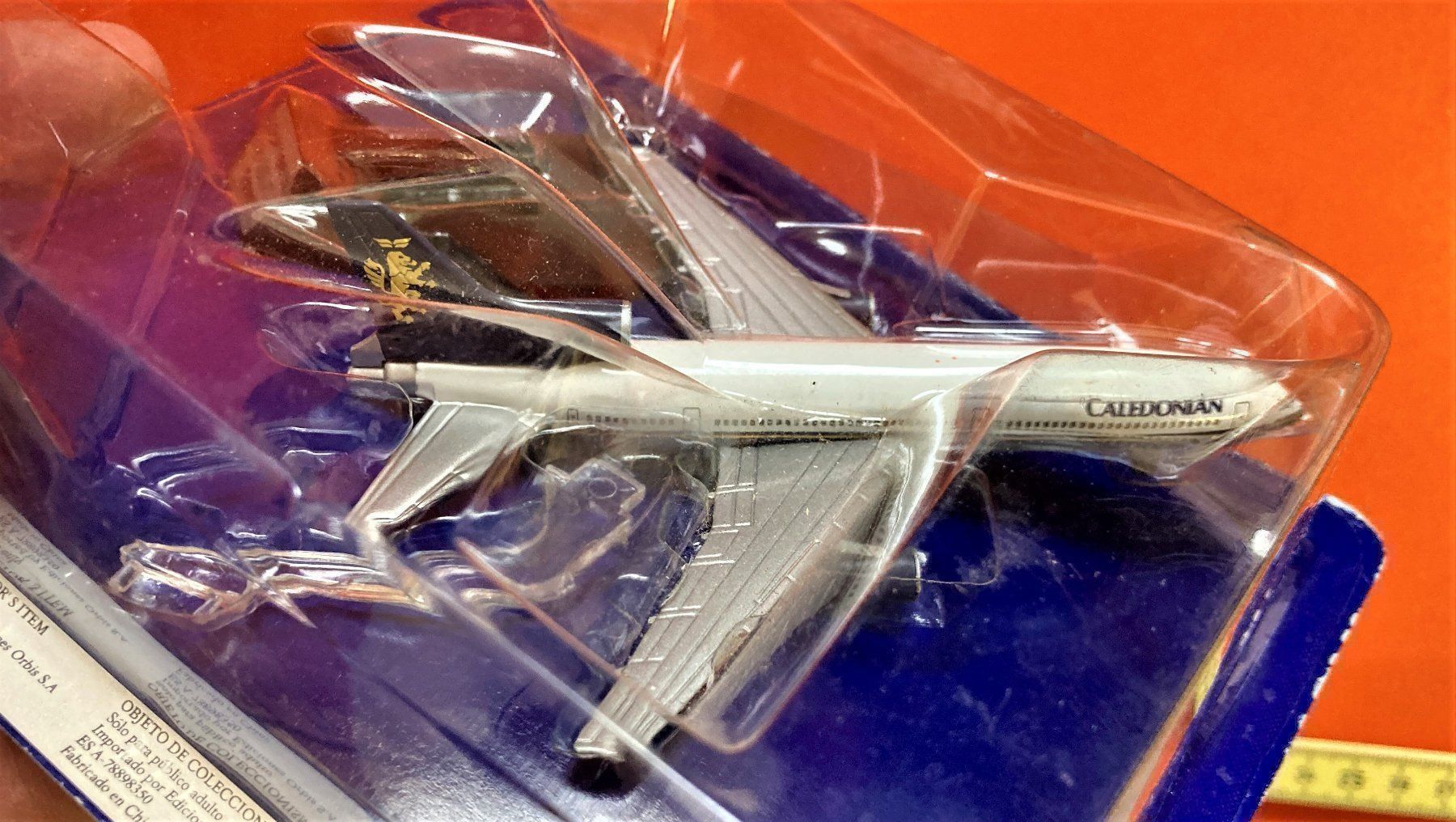 Lockheed Modellbausätze & Standmodelle: Modell Flugzeug Metall Lockheed - CALEDONIAN - 1 : 500 – Neu (gemäss Beschreibung) aus Wangen b. Olten von Buntgemischt 1
