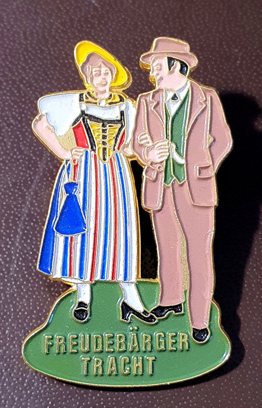 Placchette & Badge: W112B - Pin Freudebärger Tracht – Usato da Reinach BL venduto da Boston-Verkauf