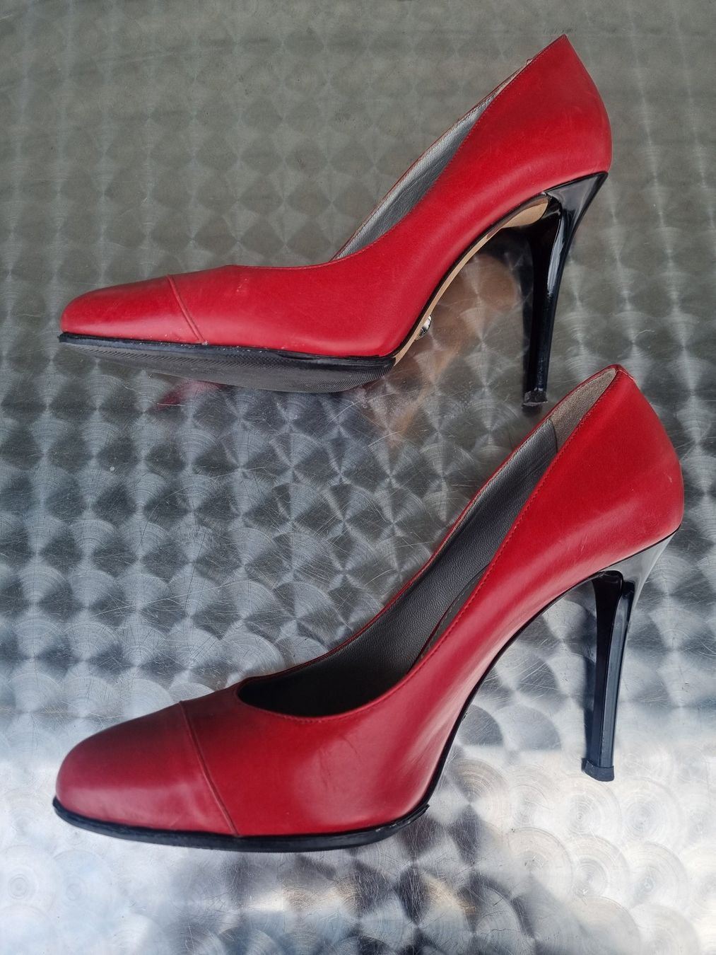 Navyboot Scarpe da donna: NAVYBOOT Pumps High Heels Leder Rot Gr. 37 – Usato da Glattbrugg venduto da Adriano2014 3