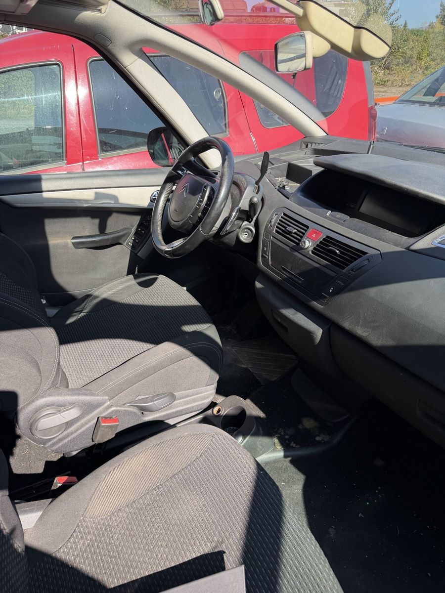 Citroën Automobili: Citroen C4 Picasso 2.0HDI – Usato da Gossau SG venduto da Vitovvitov 1