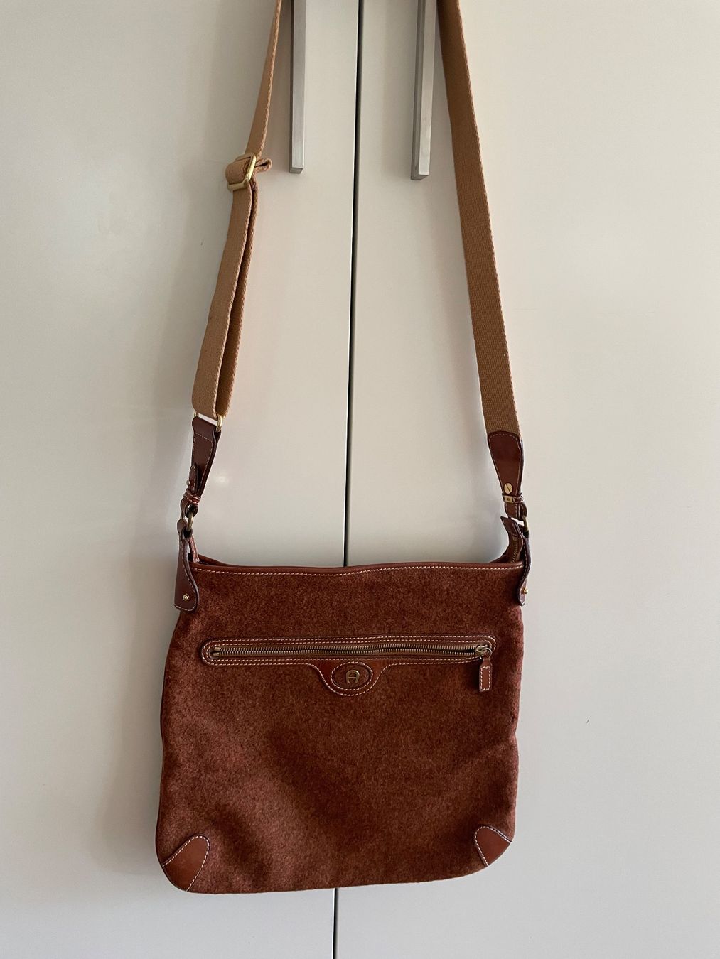 Aigner Borse da donna: Schöne Tasche von AIGNER – Usato da Neuwilen venduto da bobbel01 1