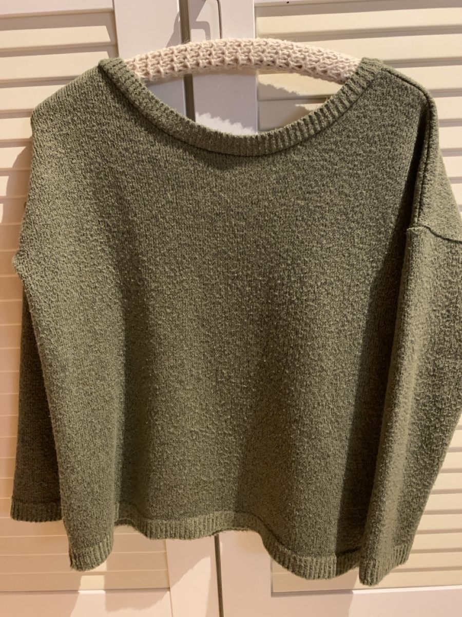 New Look Maglioni & Felpe: New Look Pullover grün Gr. S Damen Oversize Blogger – Usato da Meilen venduto da Flockenwirbel