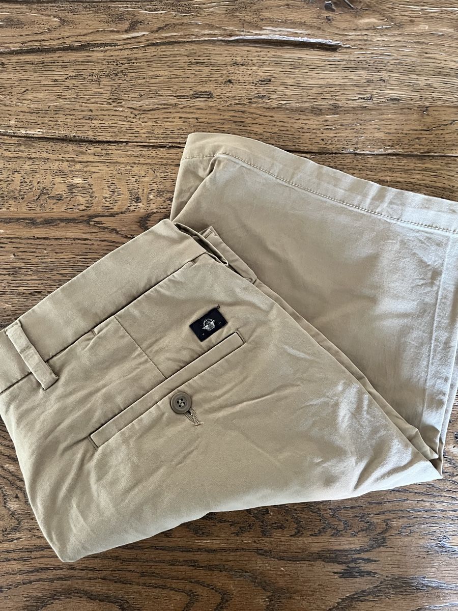 Pantaloni: Dockers Shorts – Usato da Chur venduto da Mbadimeischter