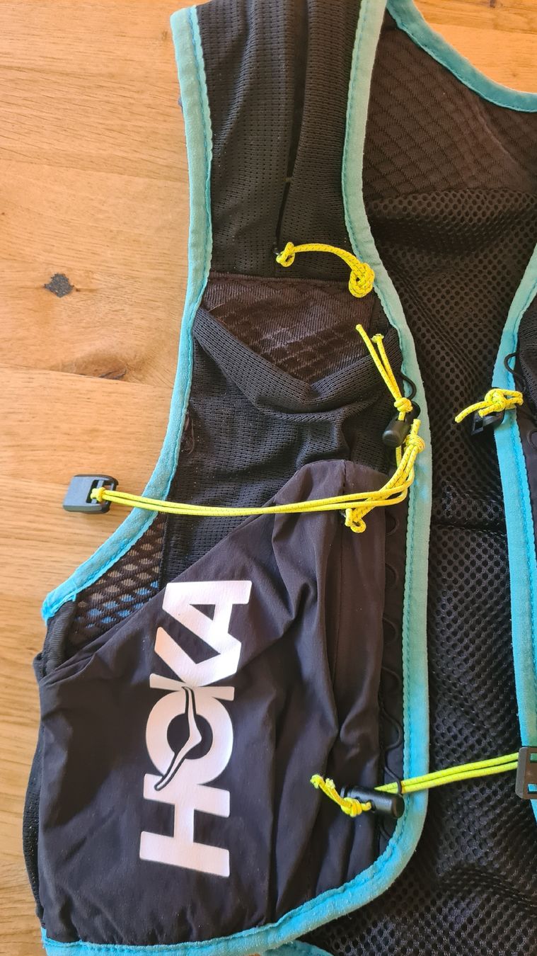 Hoka One One Zaini: Sac trail Hoka, taille M – Nuovo (secondo la descrizione) da Corbeyrier venduto da hel_t5mq 6