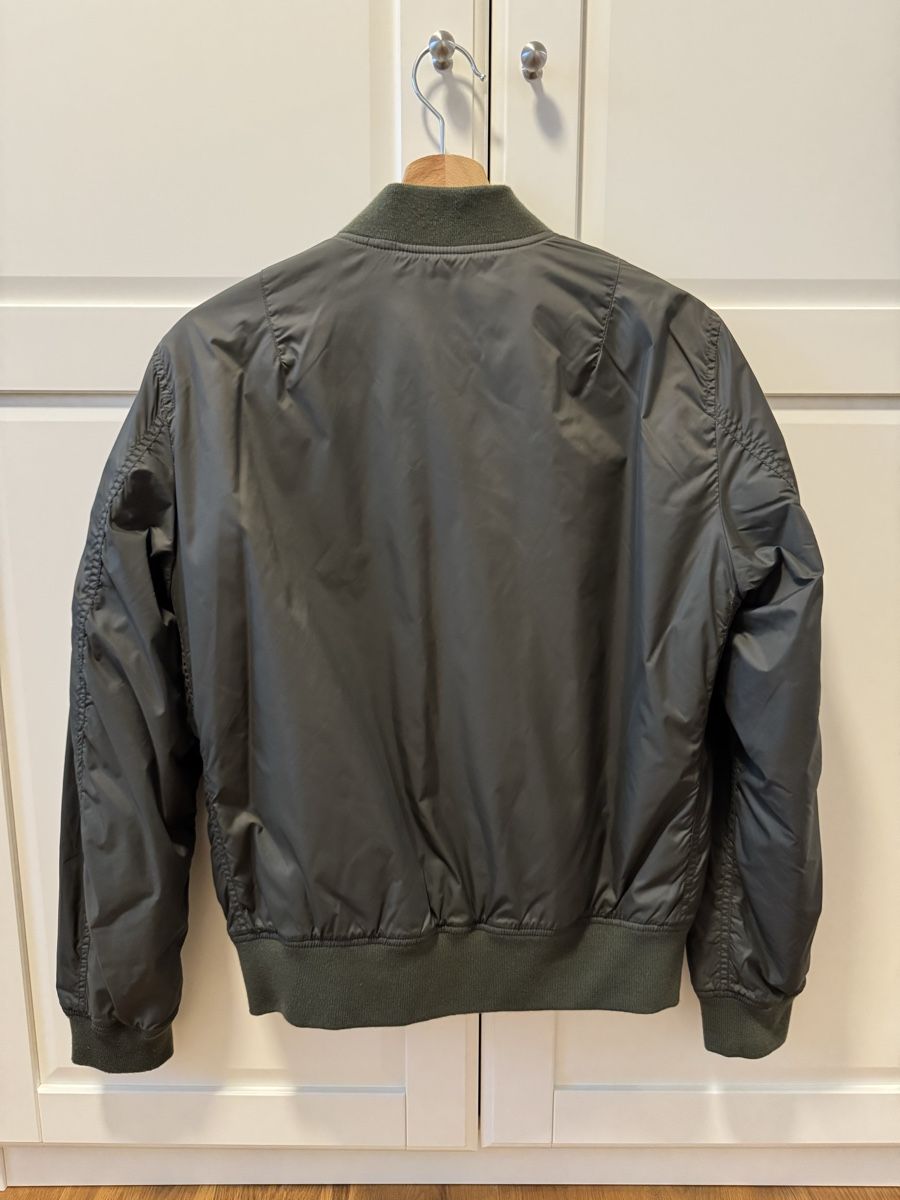 Uniqlo Jacken: Uniqlo Bomberjacke. Gr. S – Gebraucht aus Jona von BB42 1
