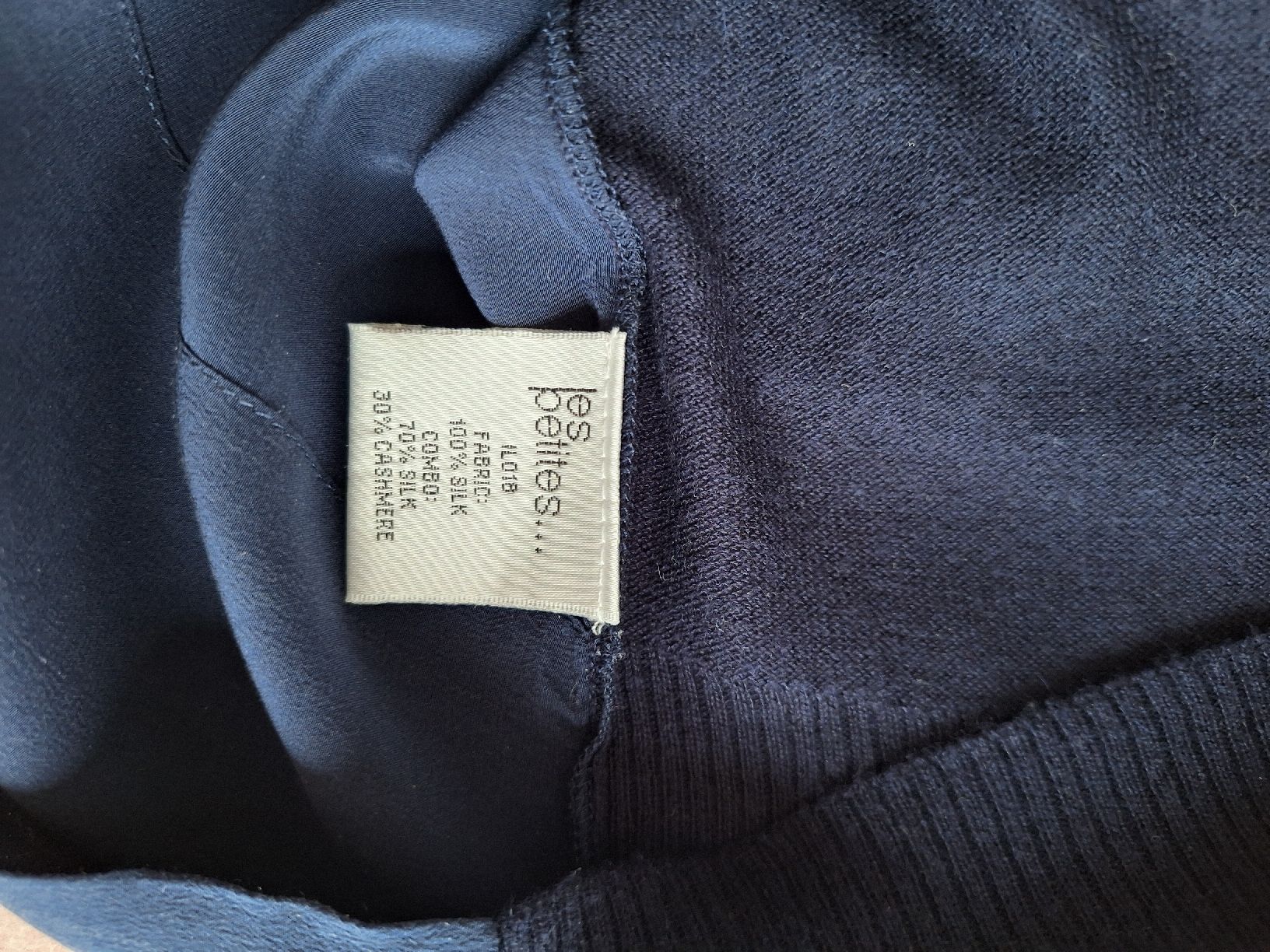 Tuniche: Silk Cashmere tunic – Usato da Cham venduto da Drukkerij 7