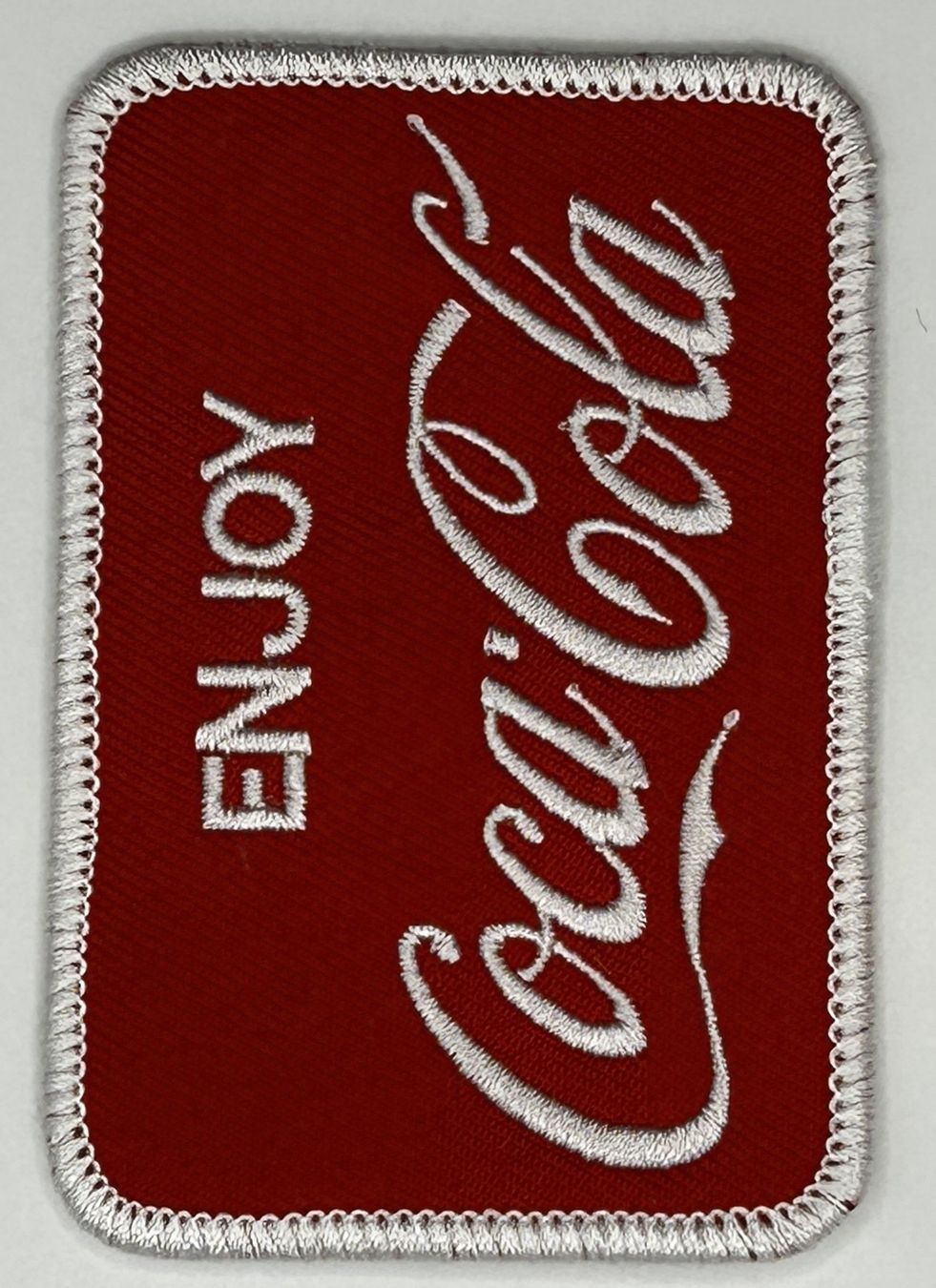 Toppe: Coca Cola Aufnäher Badge Patch Zero Light Zucker Dose PET – Nuovo e nell'imballaggio originale da Dättlikon venduto da easythings 4