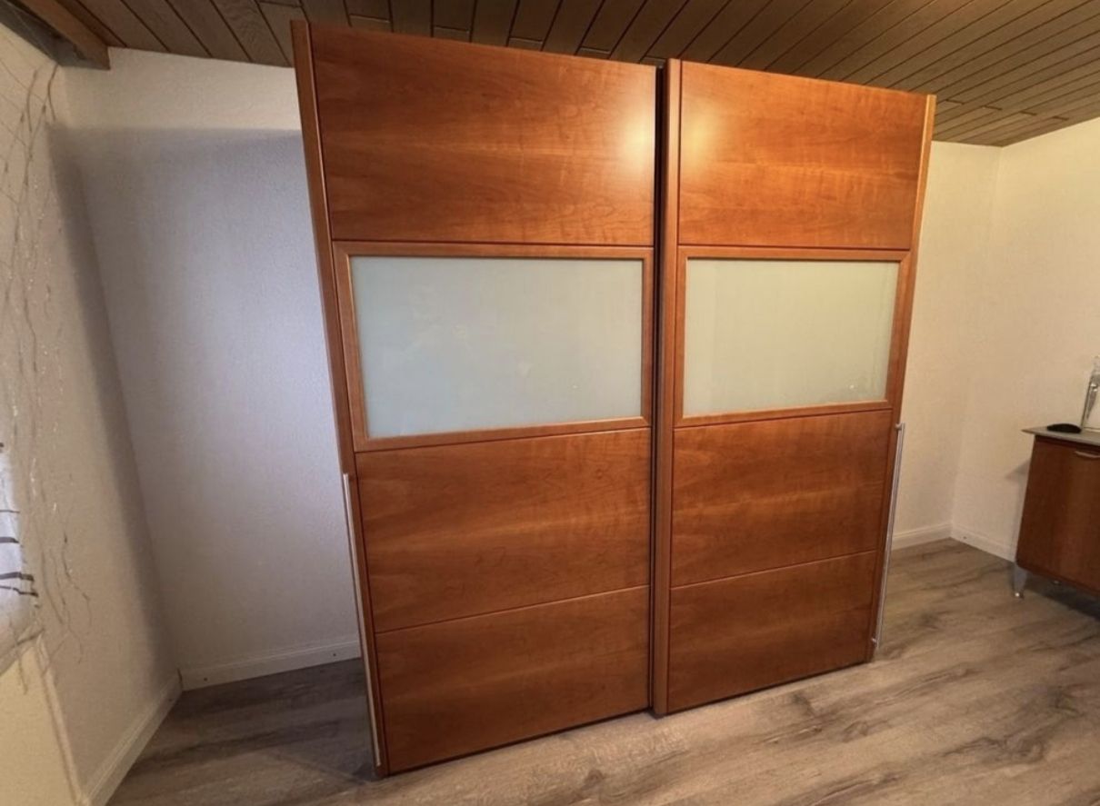 Letti: komplettes Schlafzimmer massiveholz – Usato da Dübendorf venduto da ema_g9q5 3